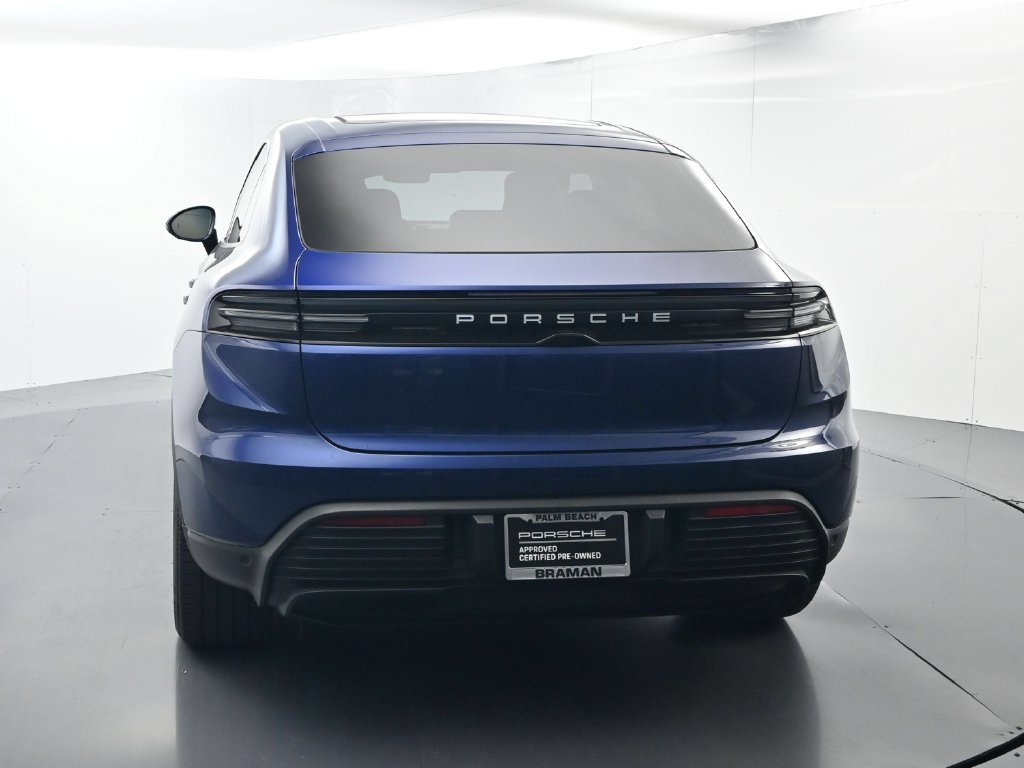 Certified 2026 Porsche Macan 4 Electric w/ Premium Package AWD/4WD image 13