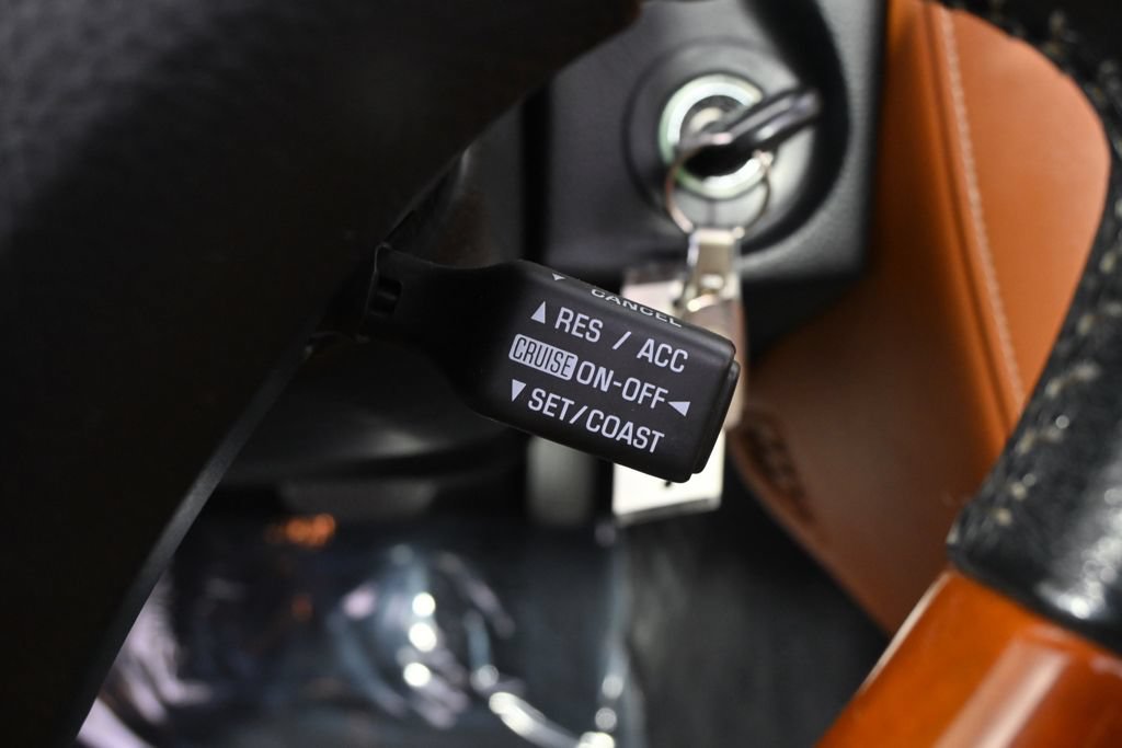 Used 2003 Lexus SC 430 Convertible RWD image 34