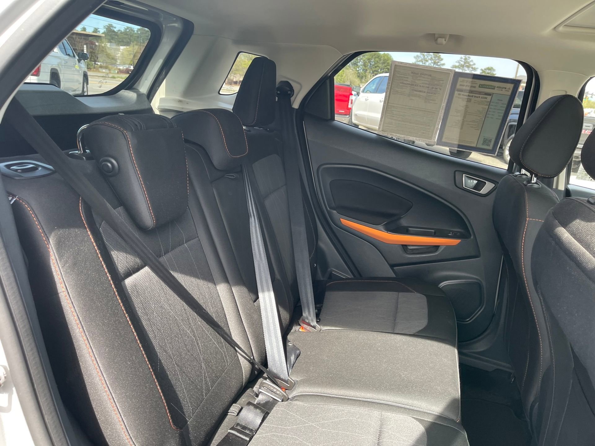 Used 2021 Ford EcoSport SE w/ SE Convenience Package image 25