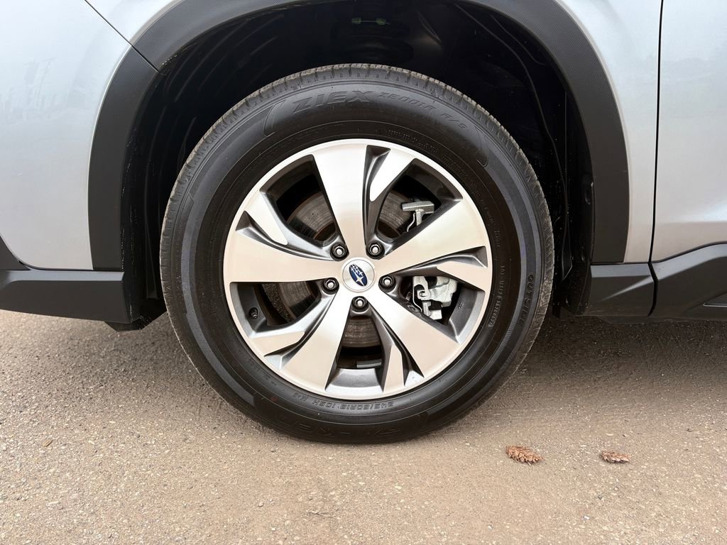Used 2024 Subaru Ascent Premium w/ Convenience Package AWD/4WD image 26