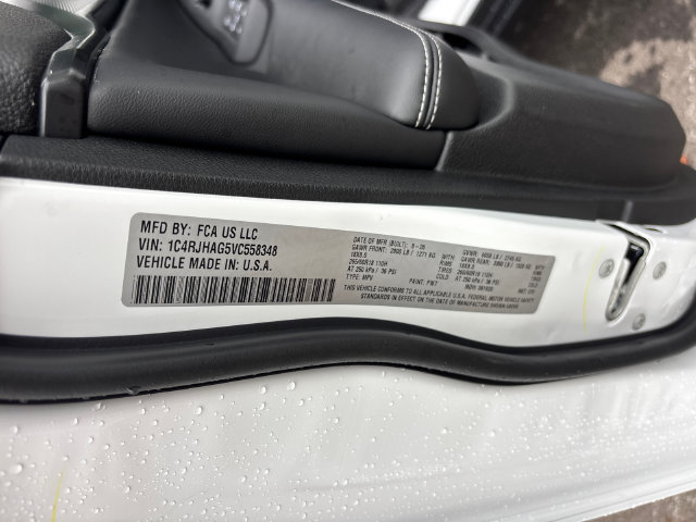 New 2027 Jeep Grand Cherokee Laredo X AWD/4WD image 34