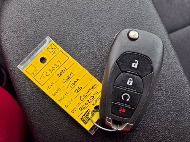 Used 2024 Chevrolet Trax RS FWD image 20