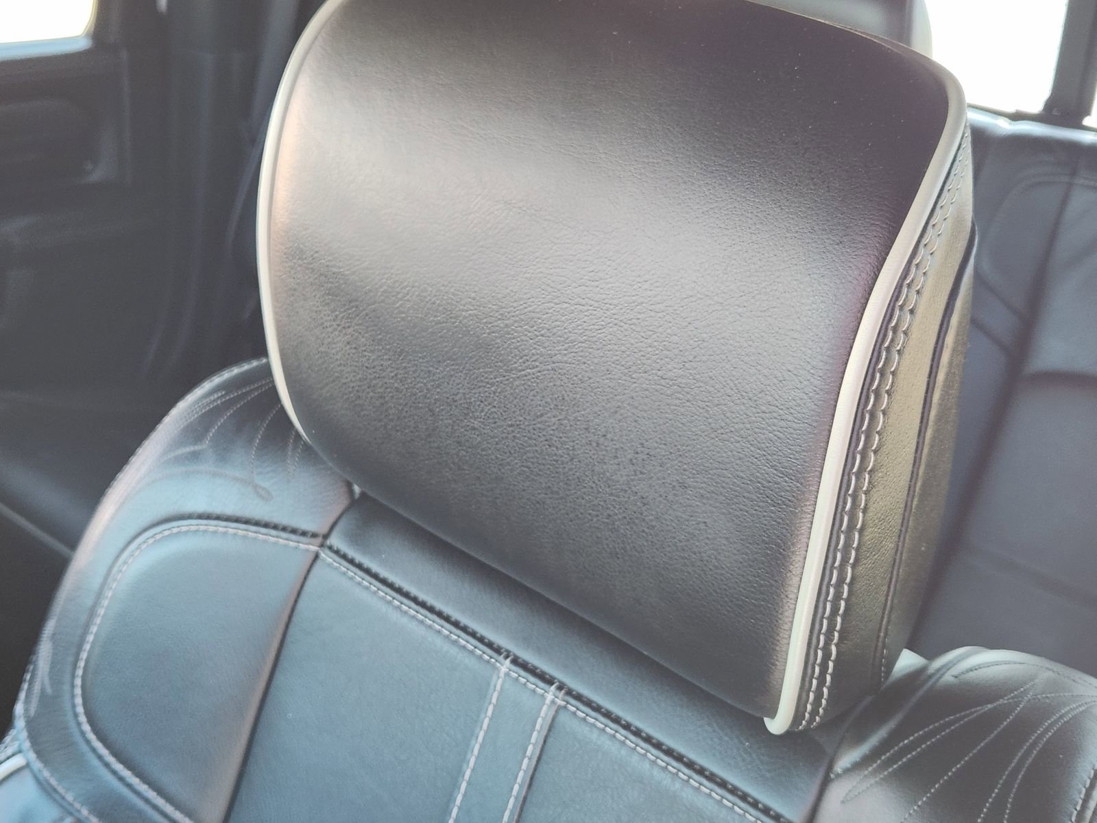 Used 2022 RAM 3500 Limited image 19