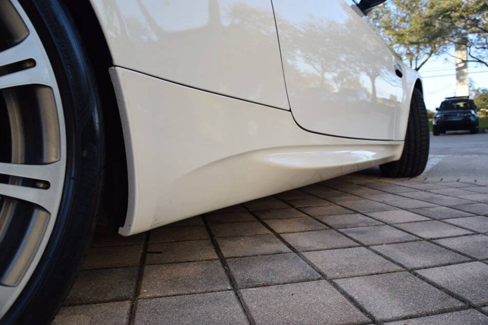 Used 2011 BMW M3 Convertible RWD image 39