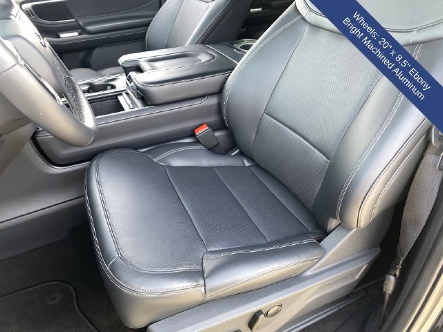Used 2026 Ford Expedition Platinum w/ Stealth Performance Package AWD/4WD image 23