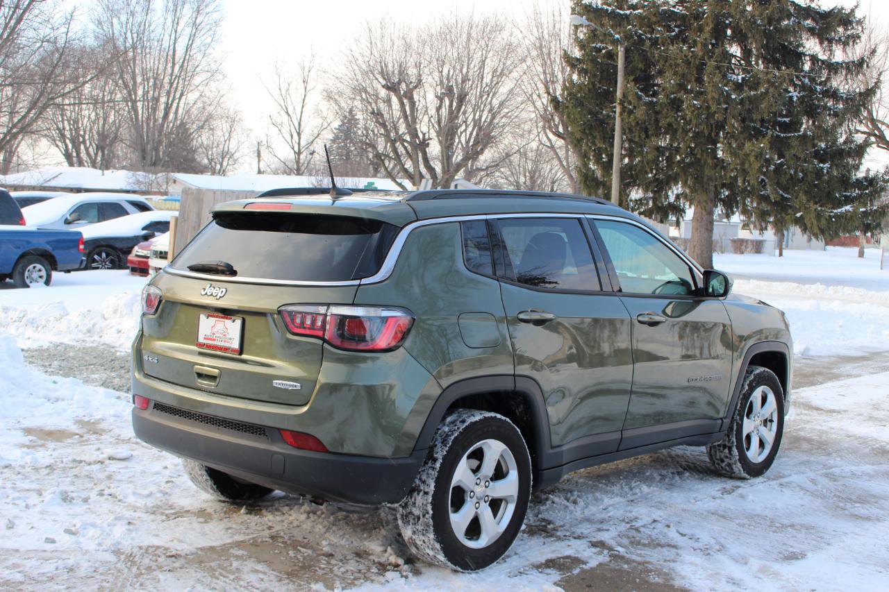 Used 2020 Jeep Compass Latitude w/ Popular Equipment Group image 10