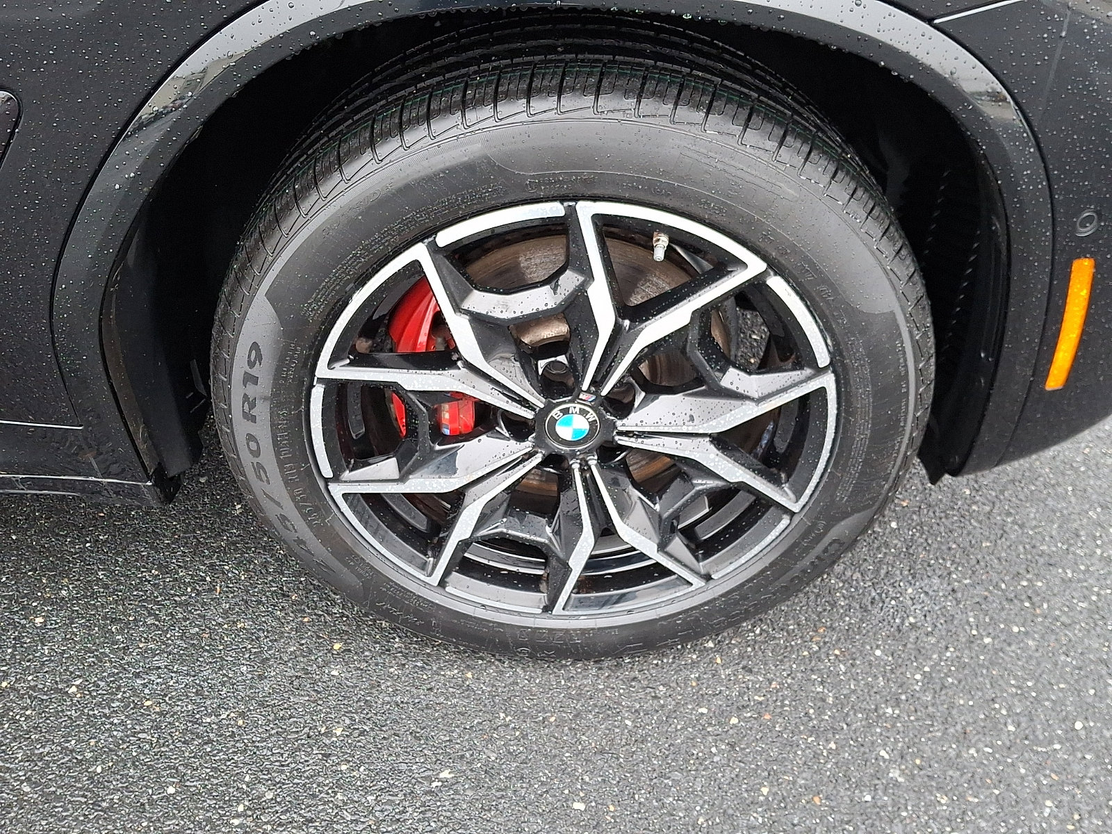 Used 2024 BMW X4 M40i w/ Premium Package image 8