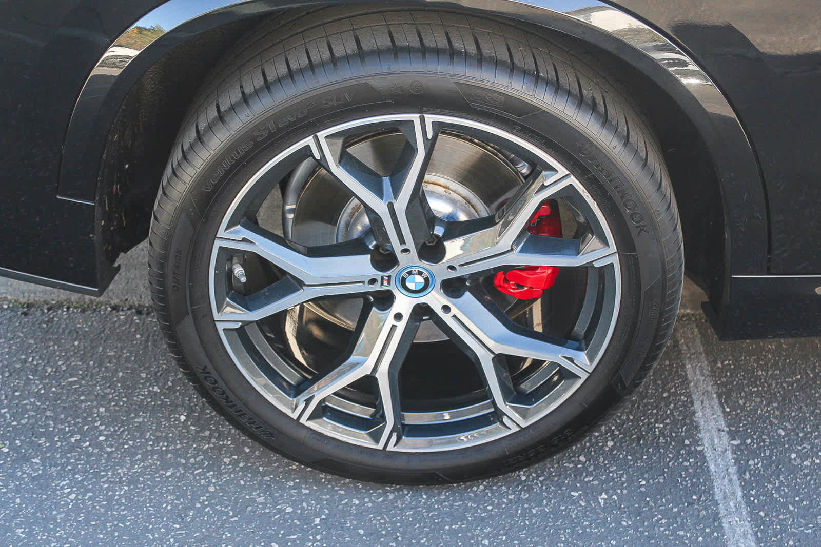 Certified 2023 BMW X5 xDrive45e w/ M Sport Package image 8