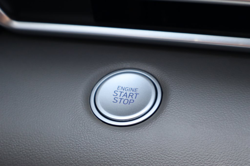 Used 2023 Hyundai Elantra SEL FWD image 35