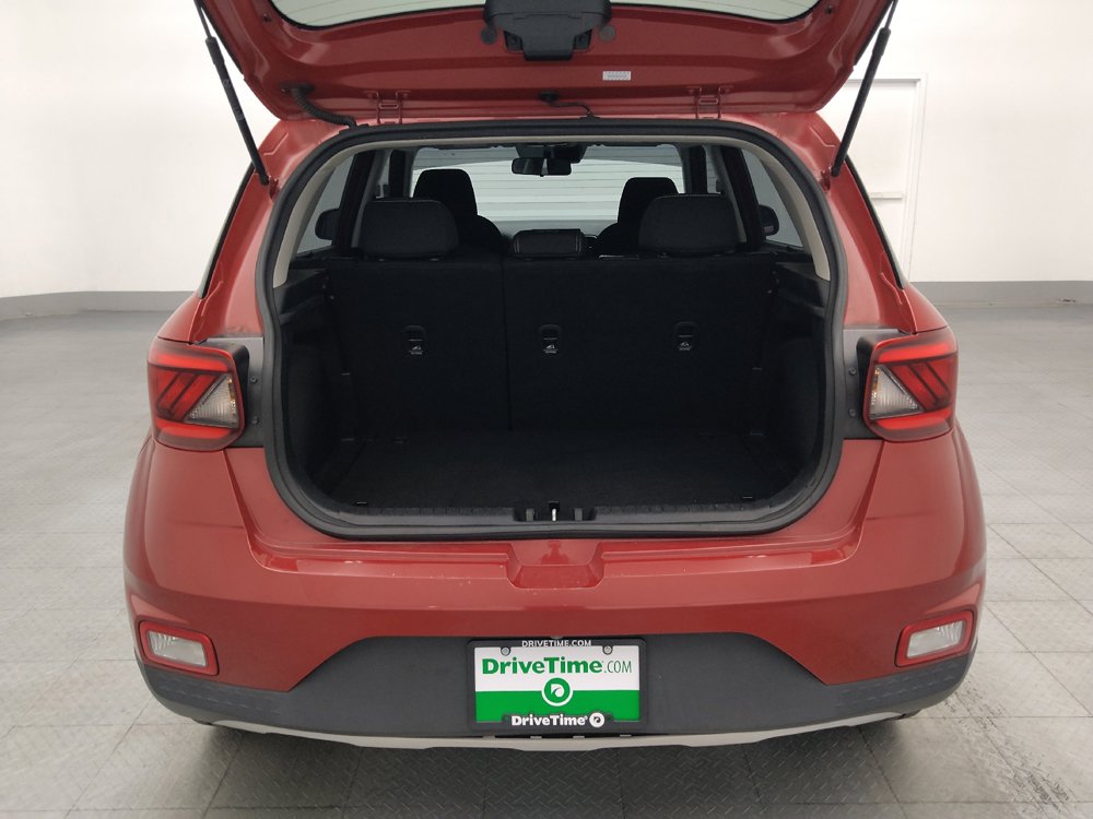Used 2021 Hyundai Venue SEL FWD image 29