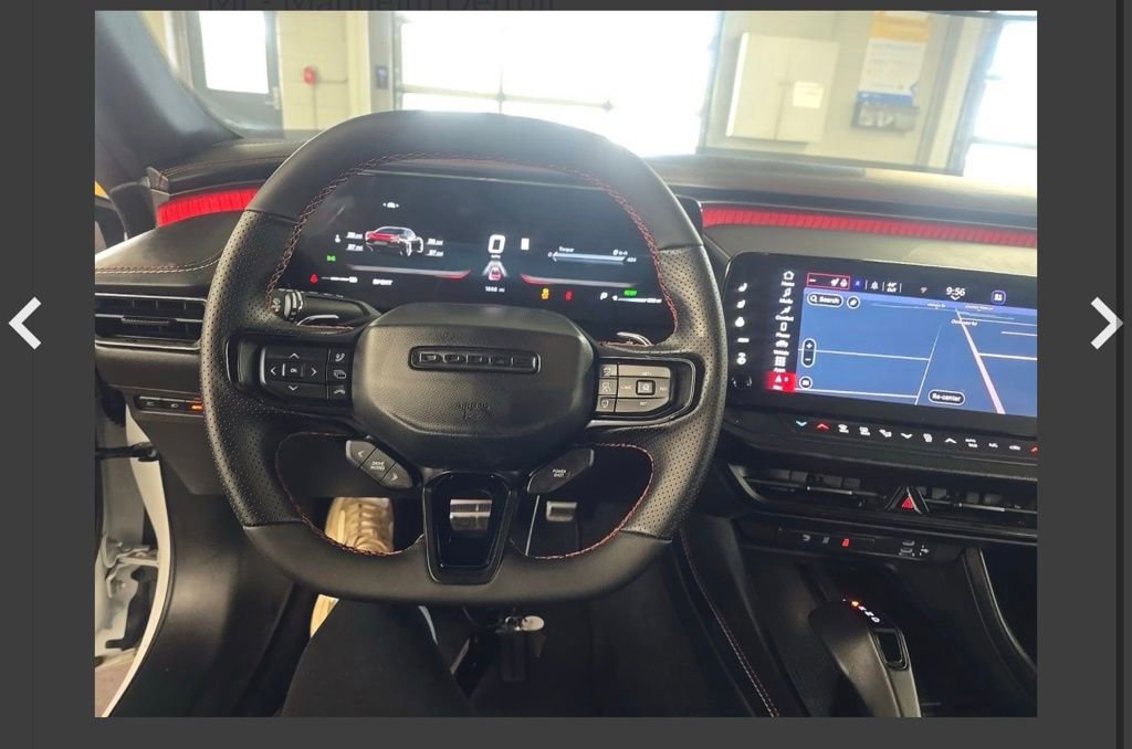 Used 2024 Dodge Charger Daytona R/T w/ Plus Group AWD/4WD image 11