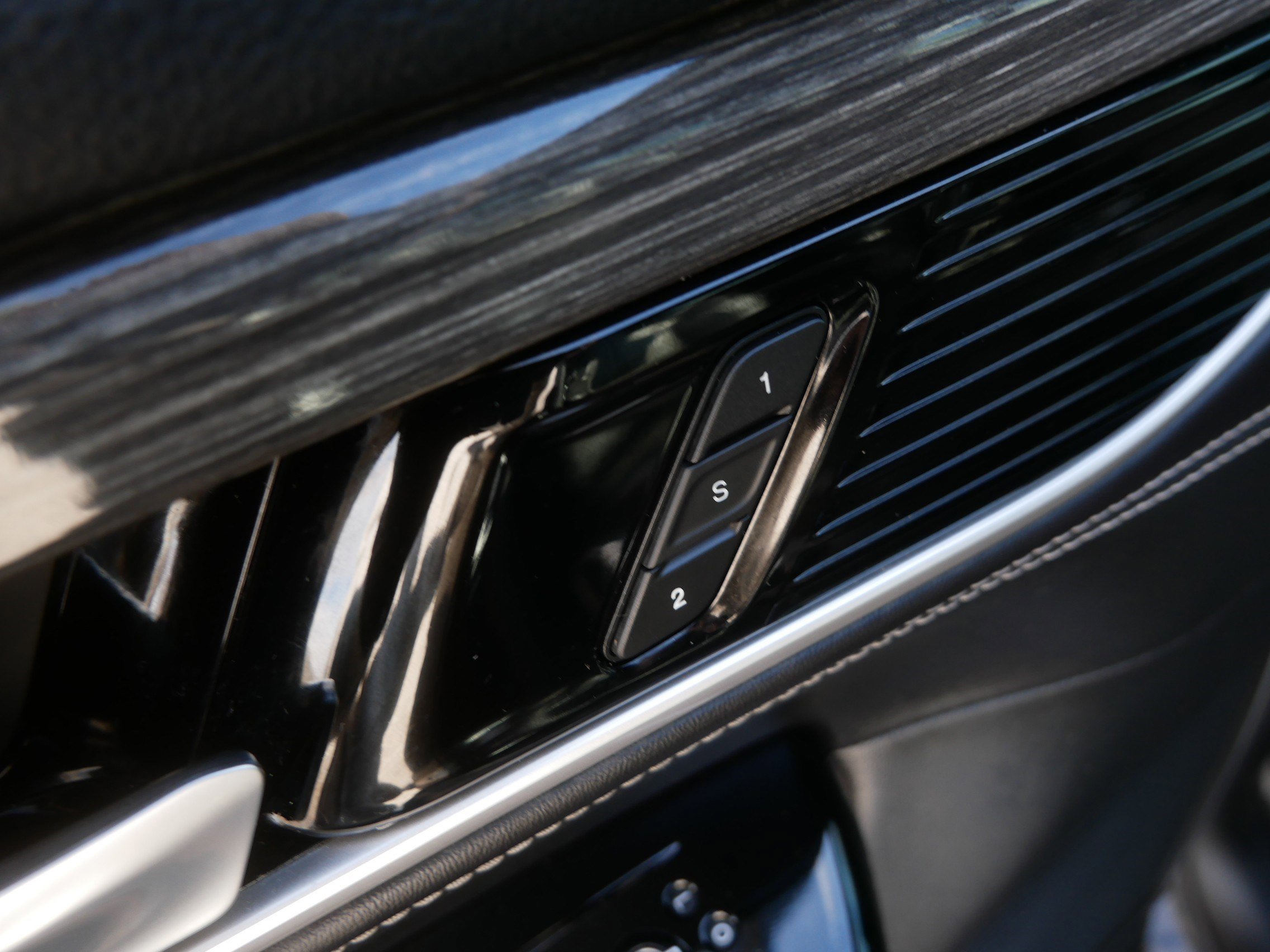 Used 2022 Jeep Wagoneer Series III image 23