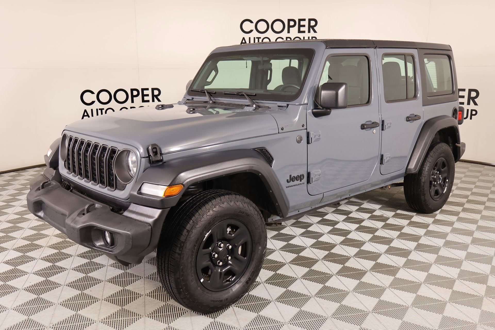 Used 2024 Jeep Wrangler Sport image 9
