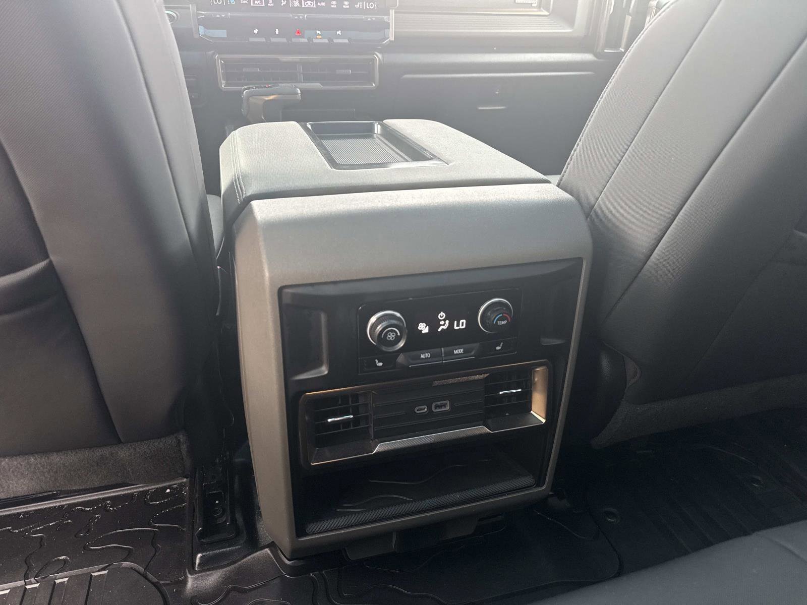 Used 2024 GMC Hummer EV 3X w/ LPO, Illumination Package AWD/4WD image 17