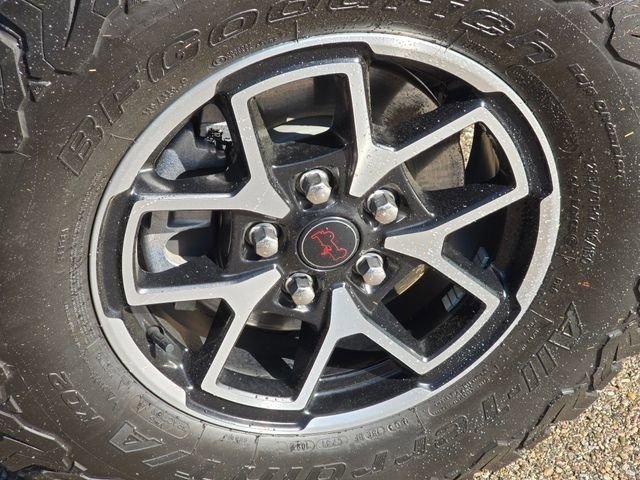 Used 2024 Jeep Wrangler Rubicon AWD/4WD image 25