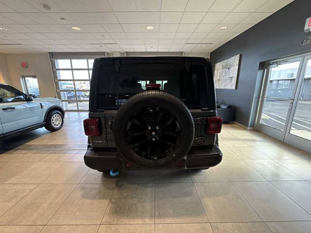 Used 2023 Jeep Wrangler Unlimited Sahara w/ Cold Weather Group image 4