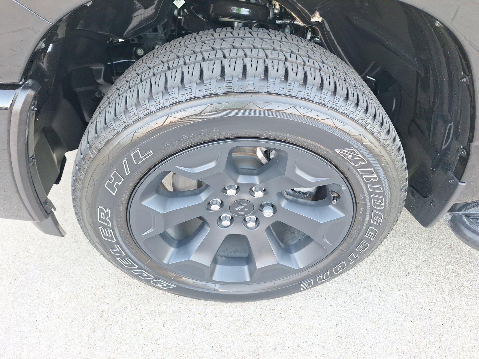 Used 2026 RAM 1500 Express AWD/4WD image 11