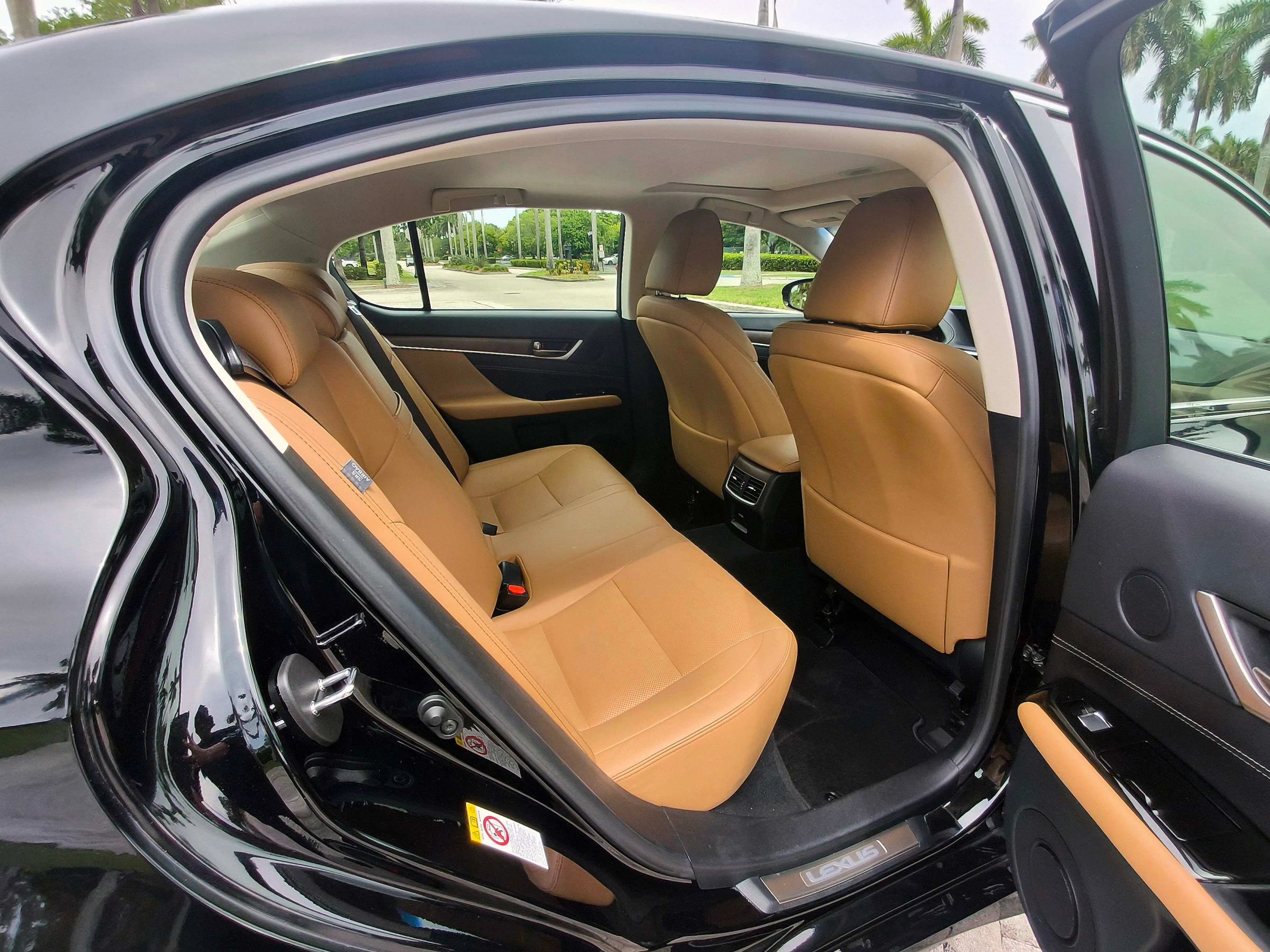 Used 2017 Lexus GS 350 w/ Preferred Accessory Package RWD image 35