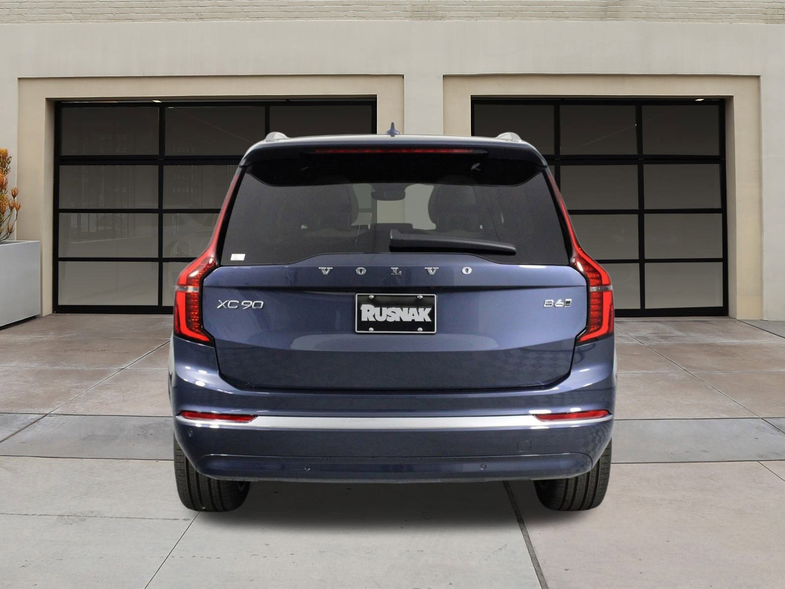 New 2026 Volvo XC90 B6 Plus image 4