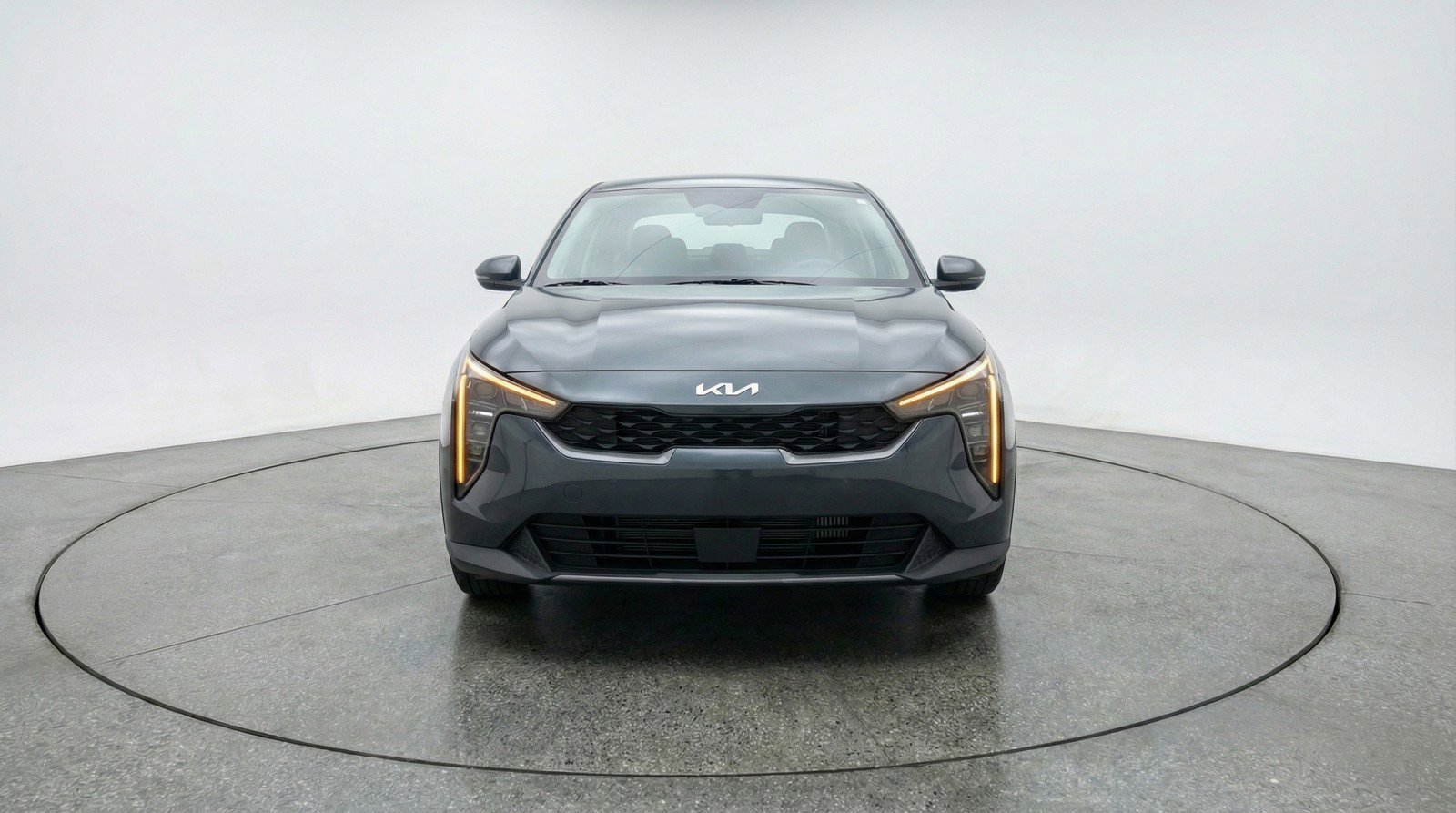 Used 2025 Kia K4 FWD image 2