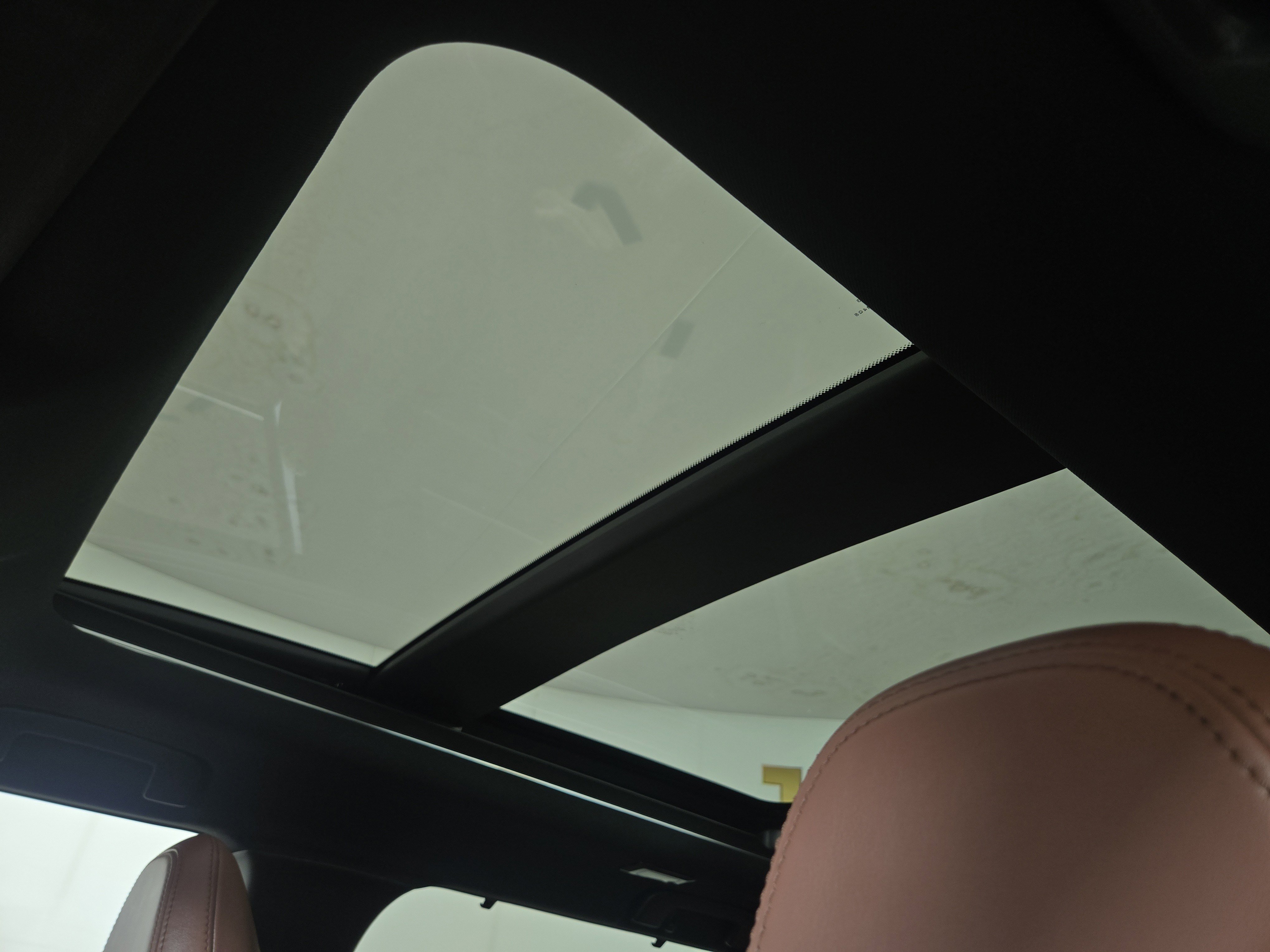 Used 2025 Mitsubishi Outlander SEL image 24