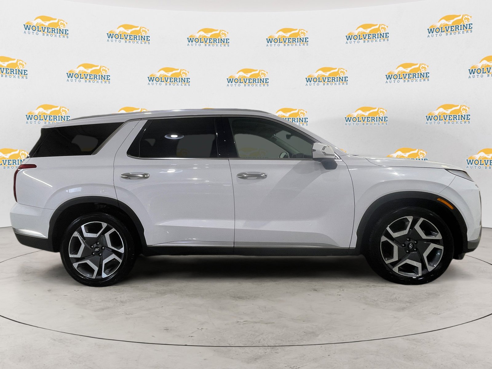 Used 2024 Hyundai Palisade Limited image 6