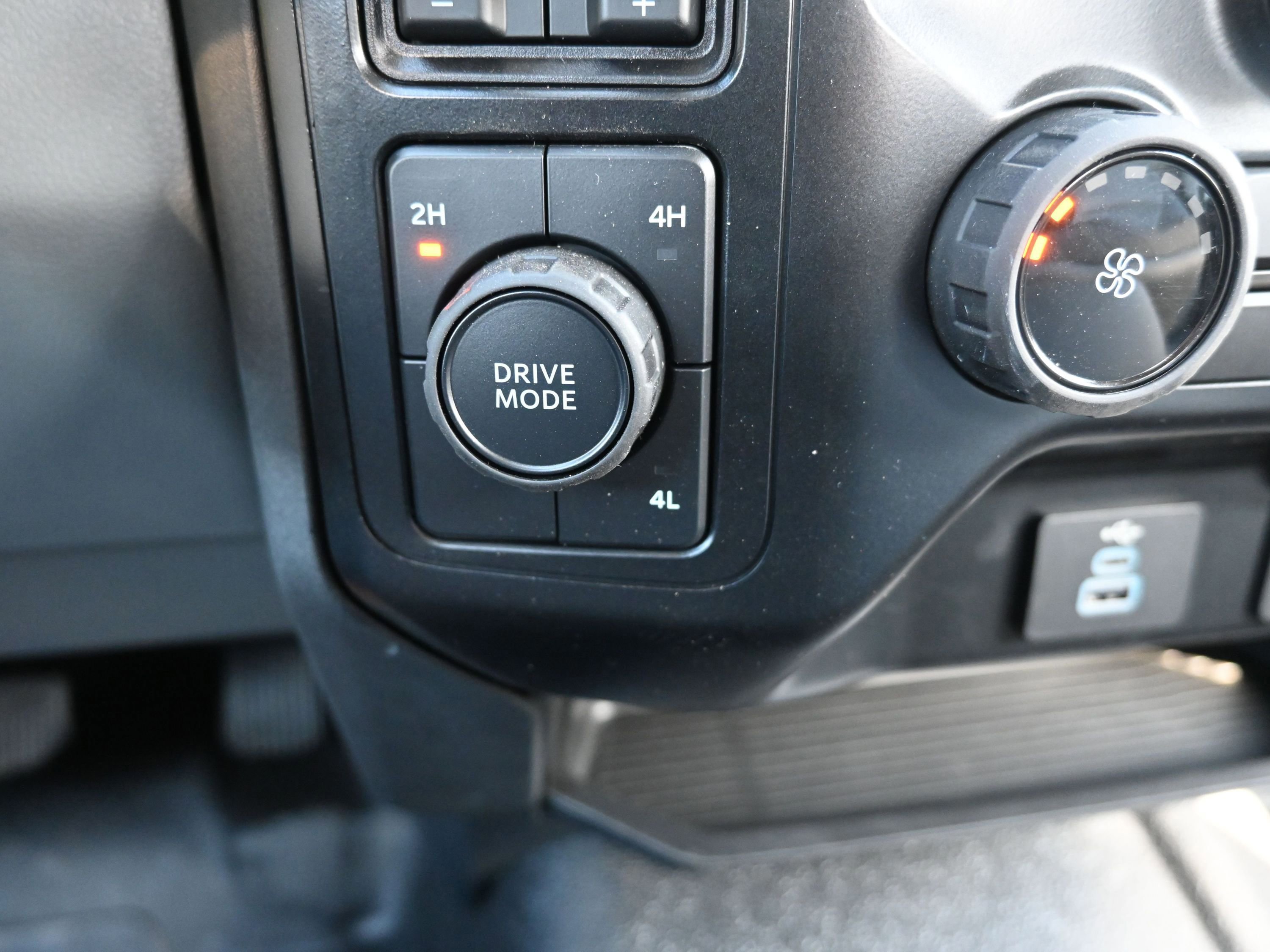 New 2024 Ford F600 4x4 Regular Cab Super Duty w/ XL Chrome Package image 29