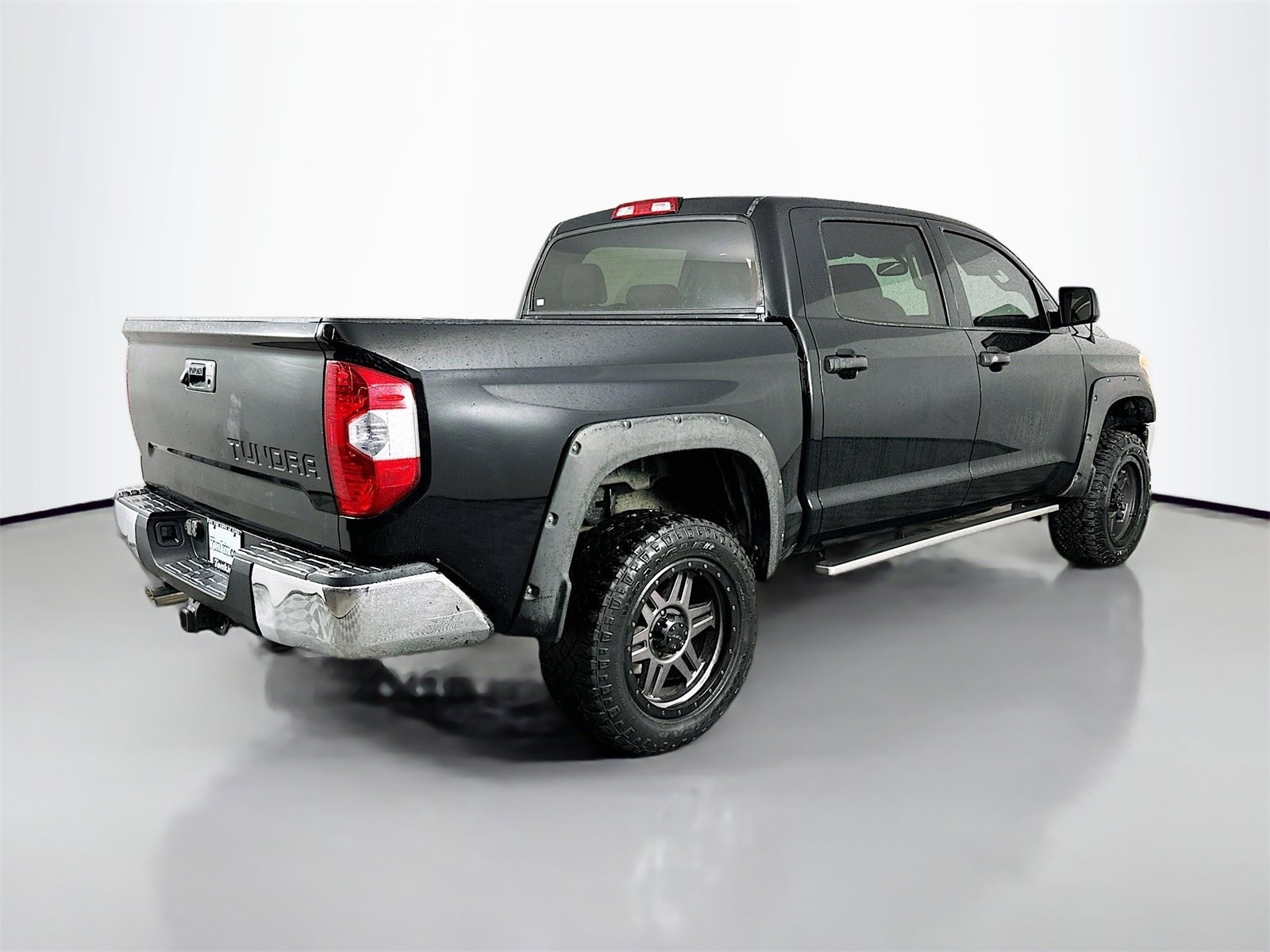 Used 2016 Toyota Tundra SR5 w/ SR5 Upgrade Package image 7