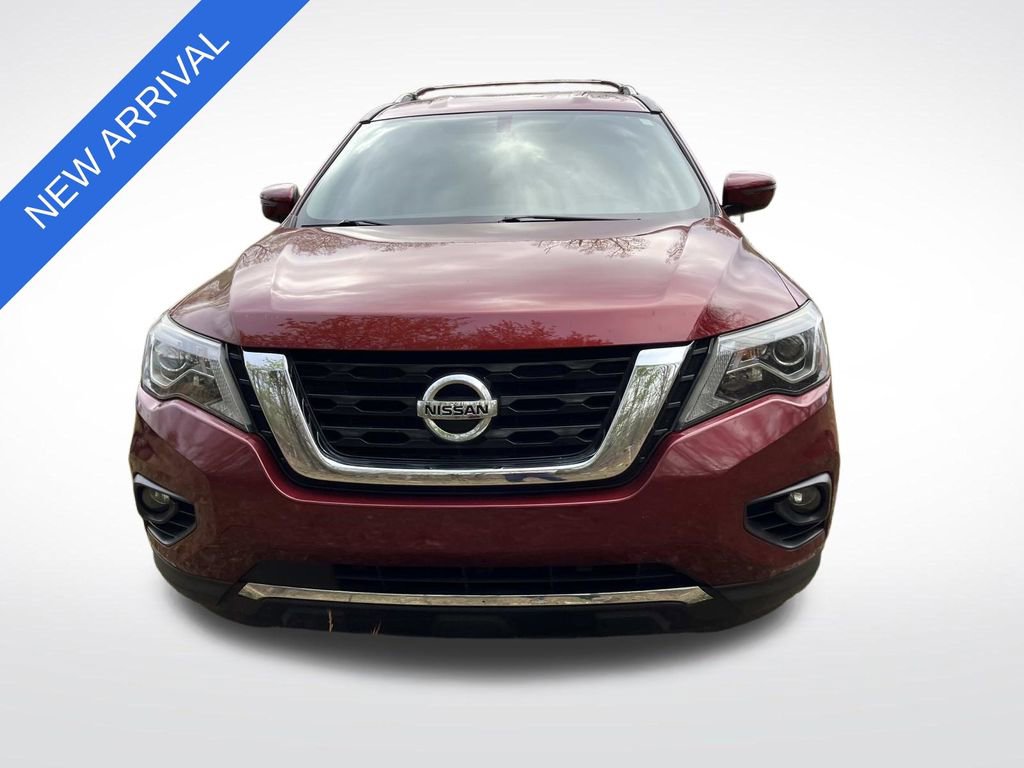 Used 2019 Nissan Pathfinder SV w/ Cargo Package image 8