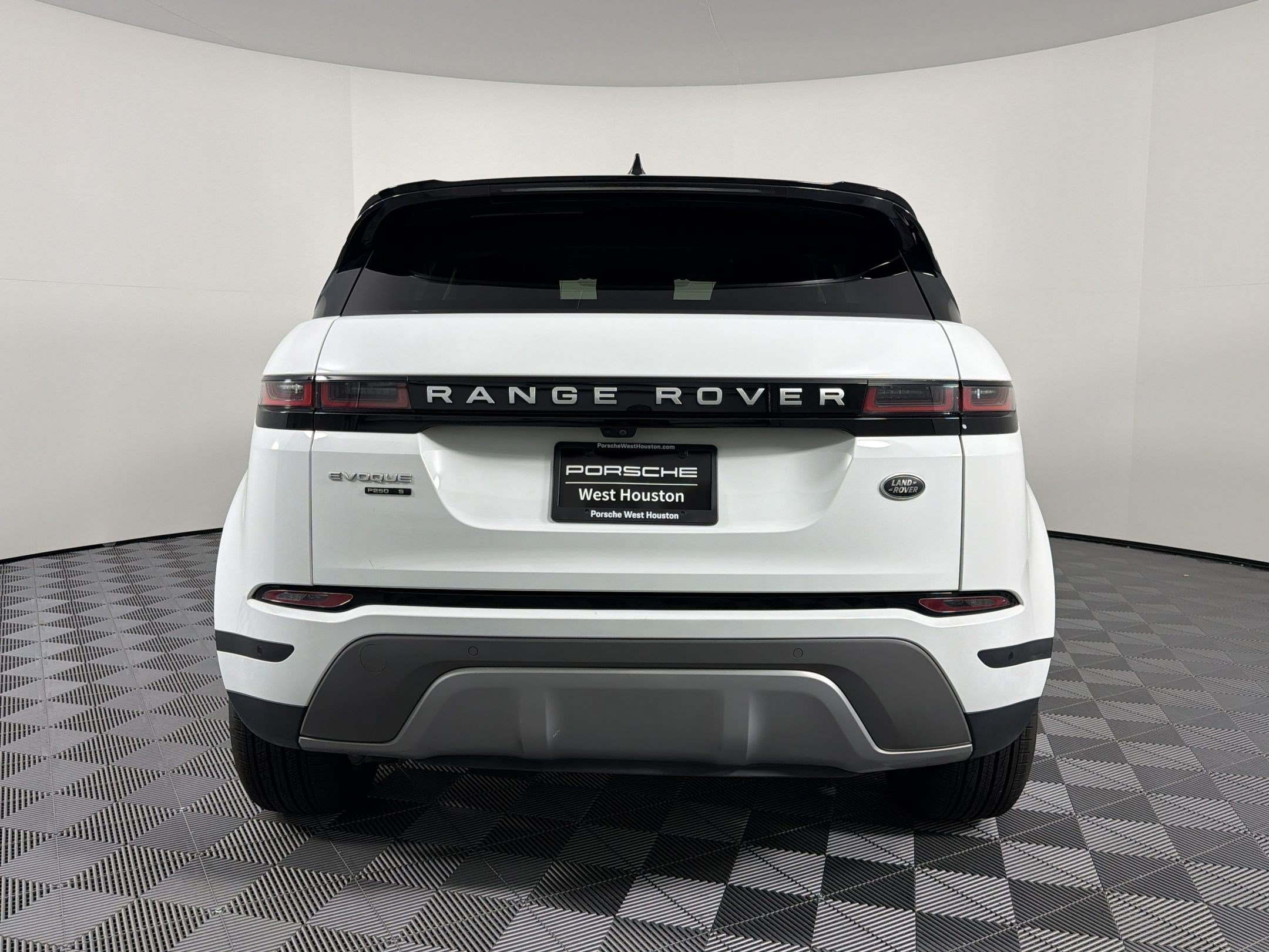 Used 2020 Land Rover Range Rover Evoque S AWD/4WD image 9