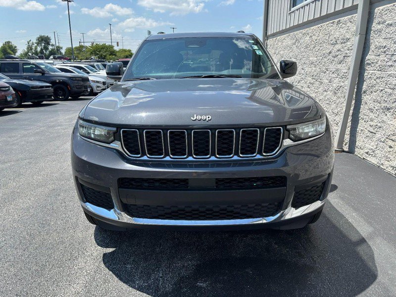 Used 2025 Jeep Grand Cherokee L Laredo w/ Trailer Tow Package AWD/4WD image 11