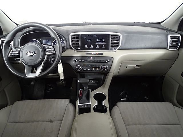 Used 2022 Kia Sportage LX image 27