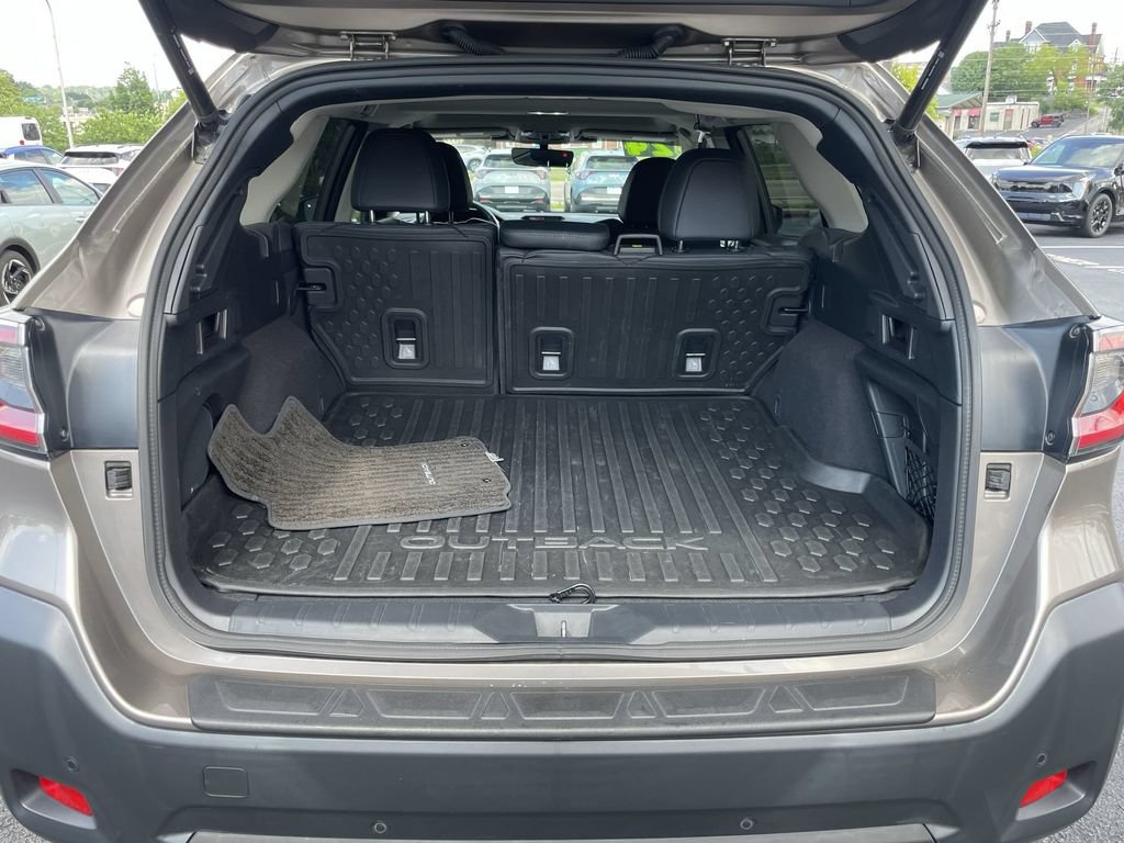 Certified 2024 Subaru Outback Limited AWD/4WD image 39