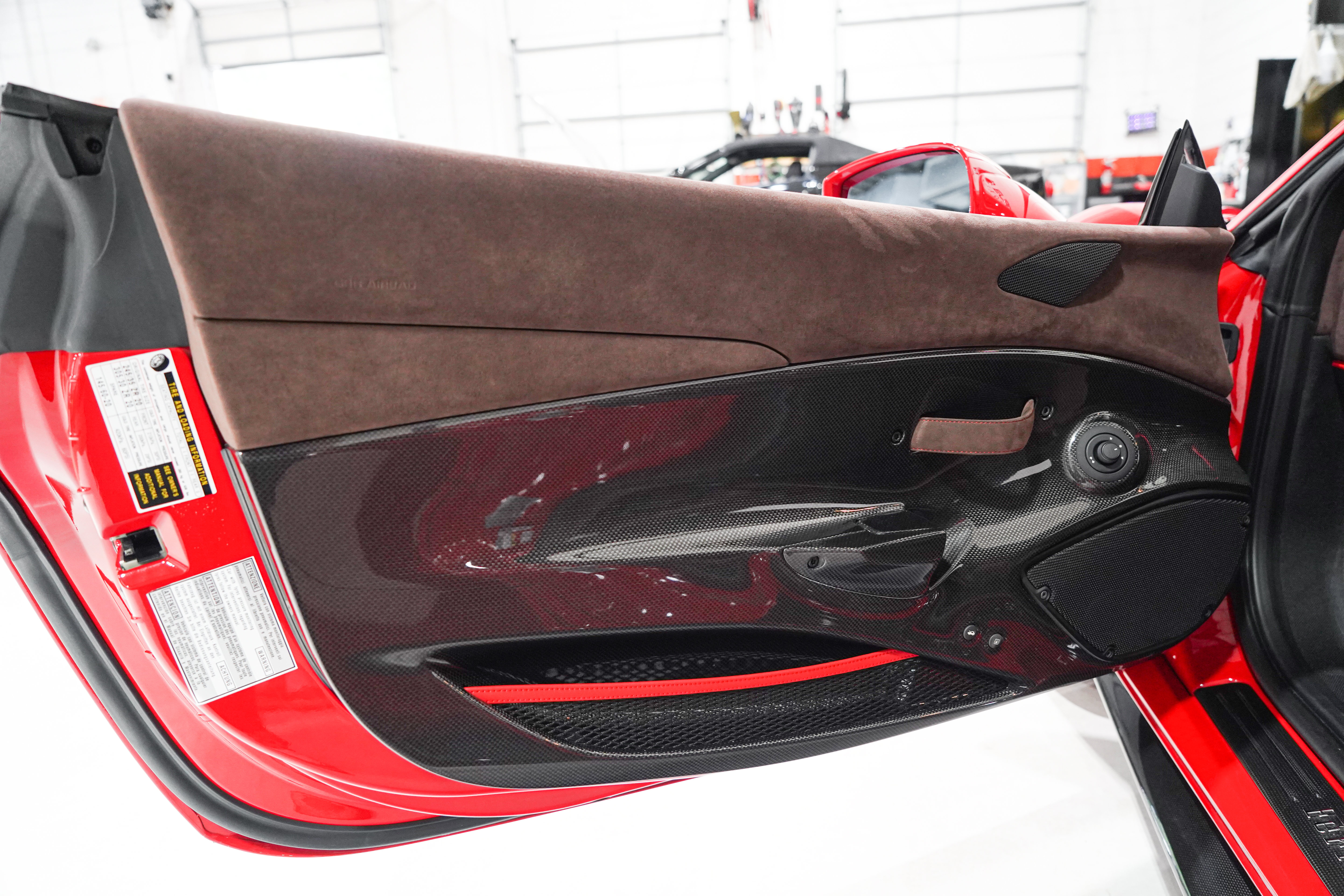 Used 2020 Ferrari 488 Pista Coupe RWD image 18