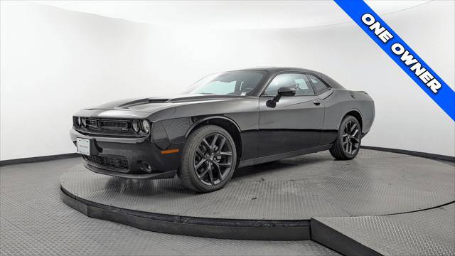 Used 2023 Dodge Challenger SXT w/ Blacktop Package RWD image 2