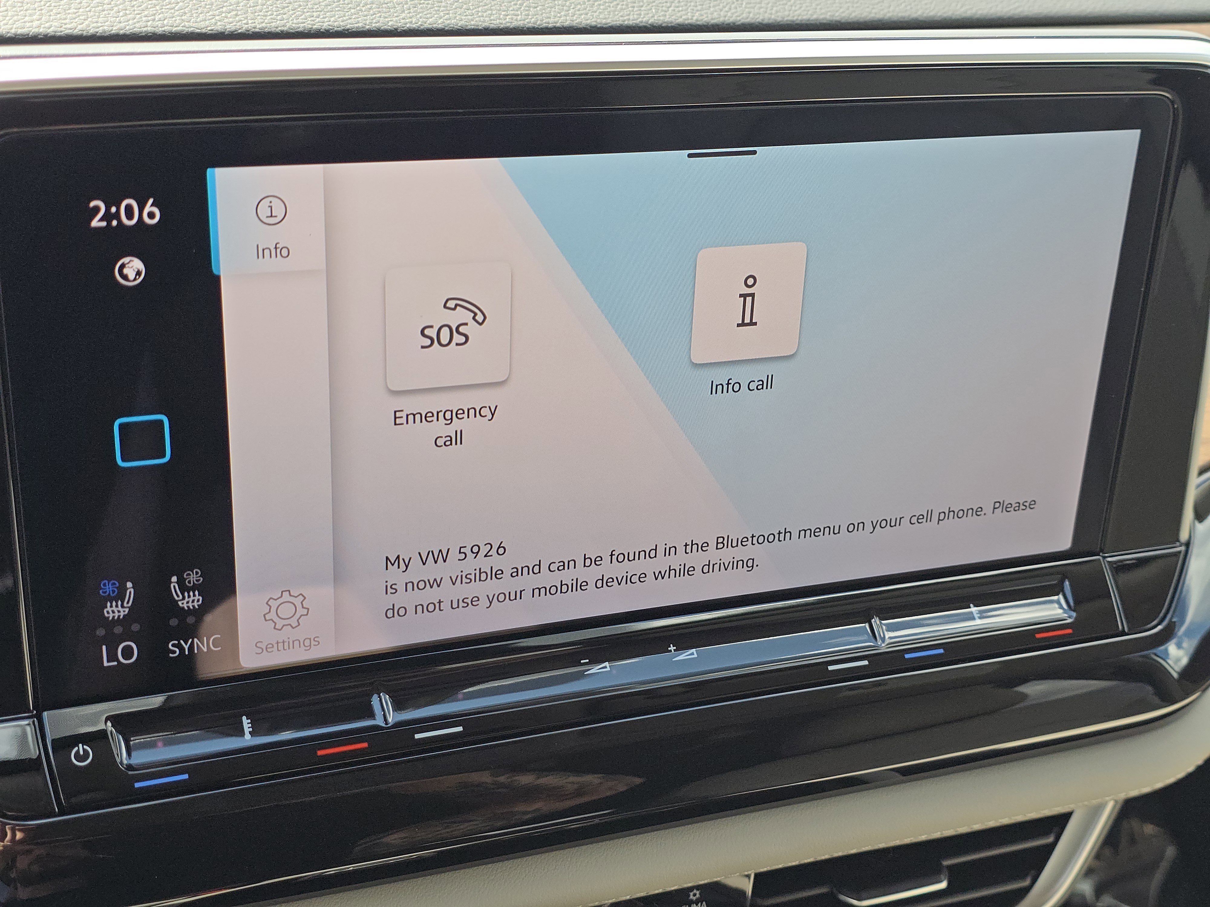 New 2026 Volkswagen Atlas SE image 12