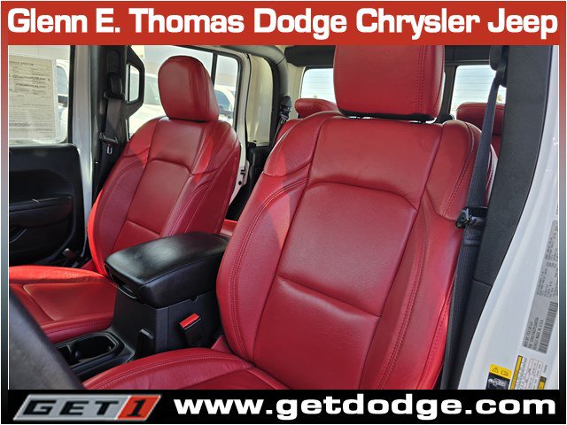 Certified 2023 Jeep Gladiator Sport AWD/4WD image 22