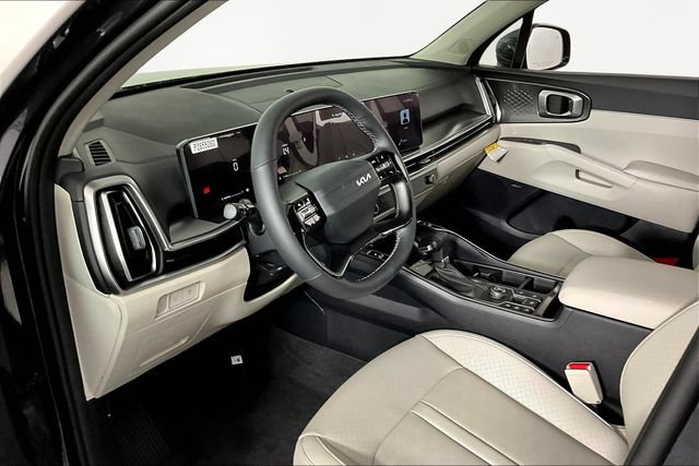 Certified 2026 Kia Sorento EX w/ EX Premium Package FWD image 8