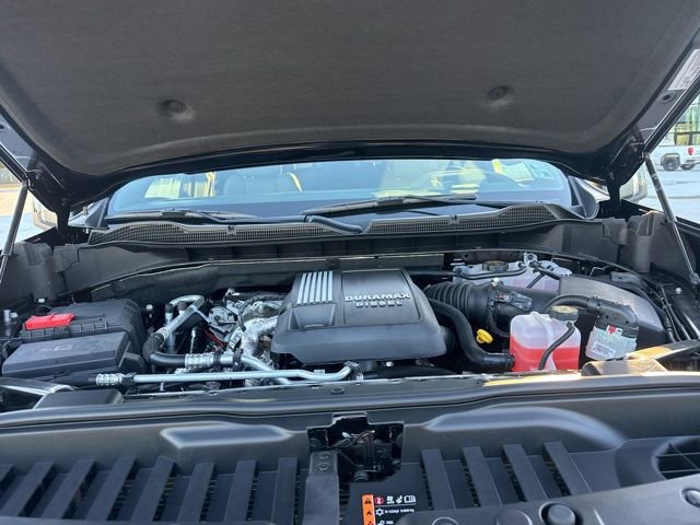 New 2026 Chevrolet Silverado 1500 ZR2 image 40