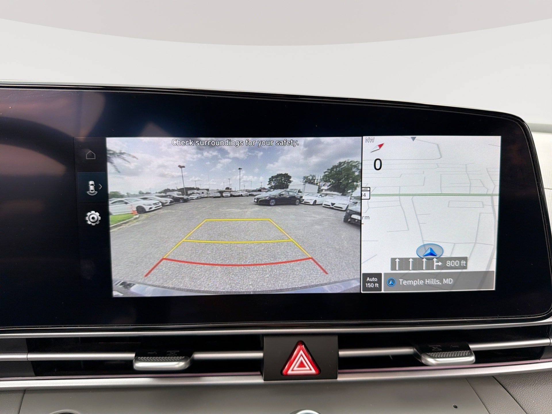 Used 2024 Hyundai Elantra SEL FWD image 24