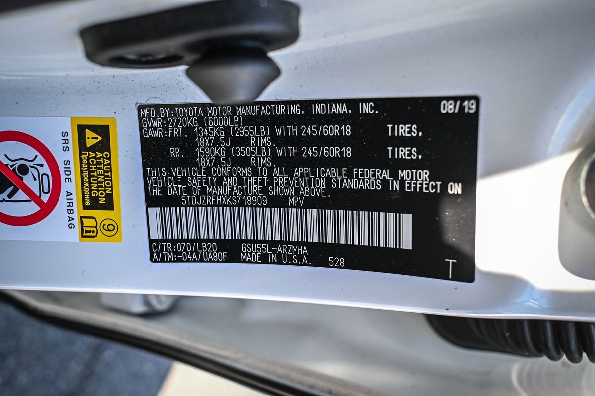 Used 2019 Toyota Highlander XLE AWD/4WD image 22