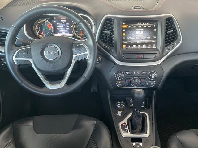 Used 2016 Jeep Cherokee Trailhawk w/ Comfort/Convenience Group image 12