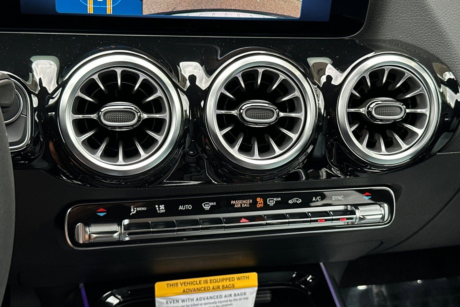 New 2026 Mercedes-Benz GLA 250 image 16