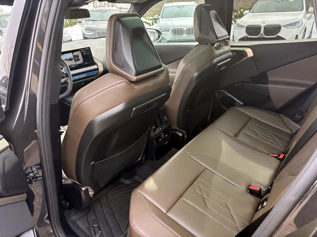 Used 2025 BMW X3 xDrive30i w/ Premium Package image 27