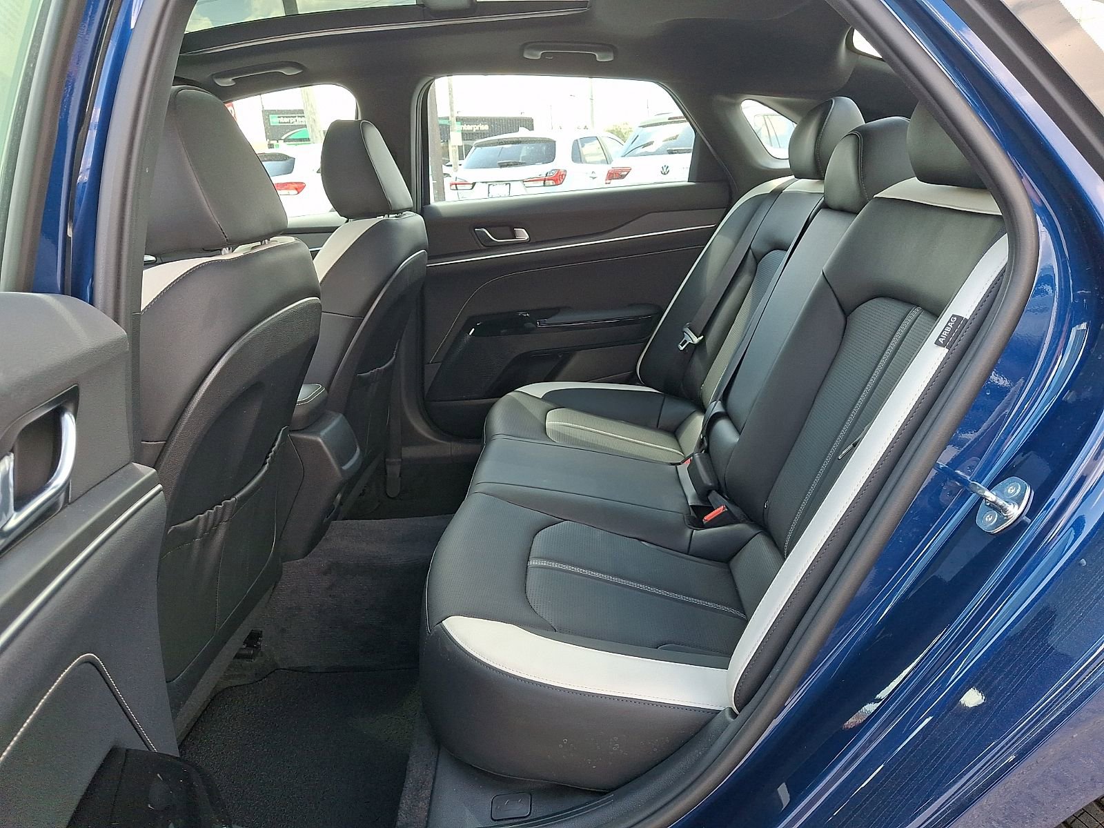 Used 2025 Kia K5 GT-Line w/ GT-Line Premium Package AWD/4WD image 11