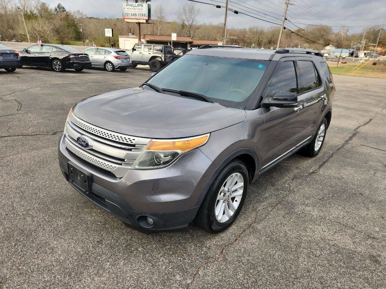 Used 2014 Ford Explorer XLT w/ Equipment Group 202A image 4