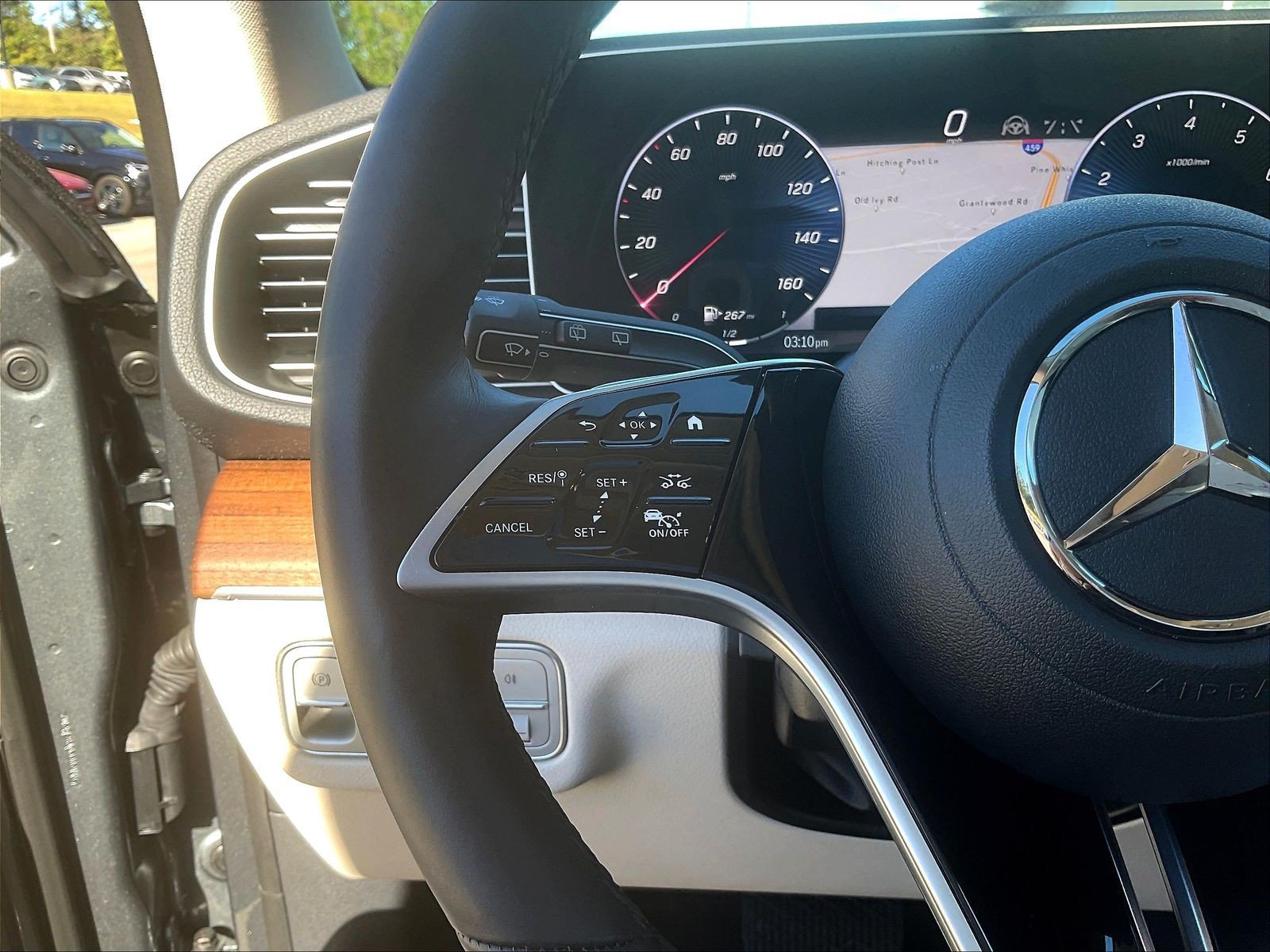 Used 2026 Mercedes-Benz GLE 450 4MATIC image 13