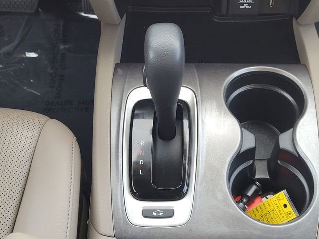 Used 2017 Honda Ridgeline RTL-T image 19