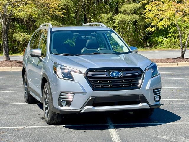 Used 2023 Subaru Forester Touring image 11