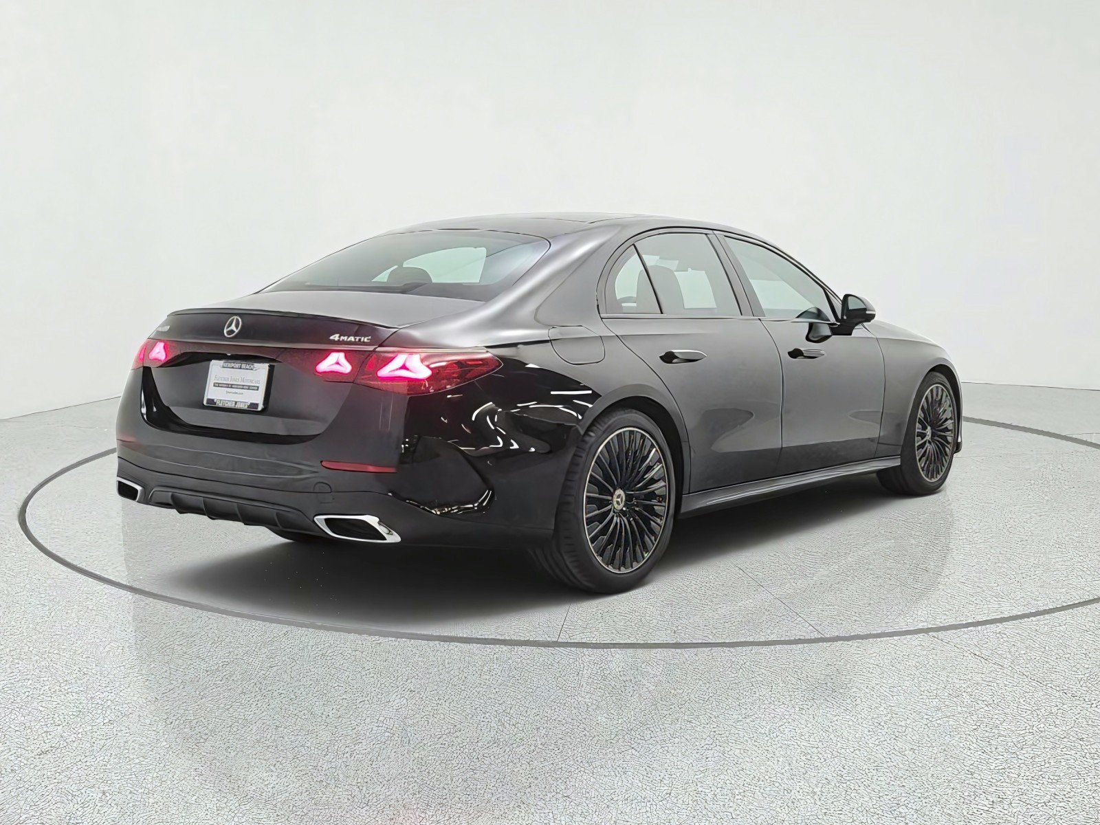New 2027 Mercedes-Benz E 450 4MATIC Sedan image 5